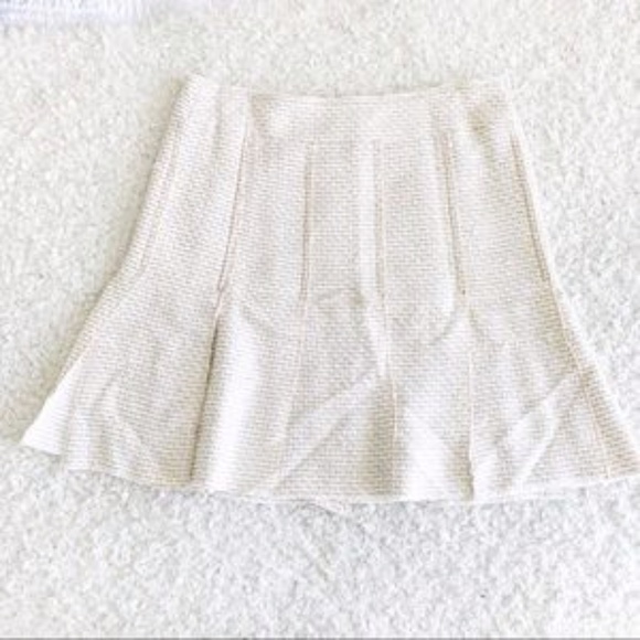 CHANEL Fantasy Tweed Car Wash Pleated Skirt - Picture 9 of 10